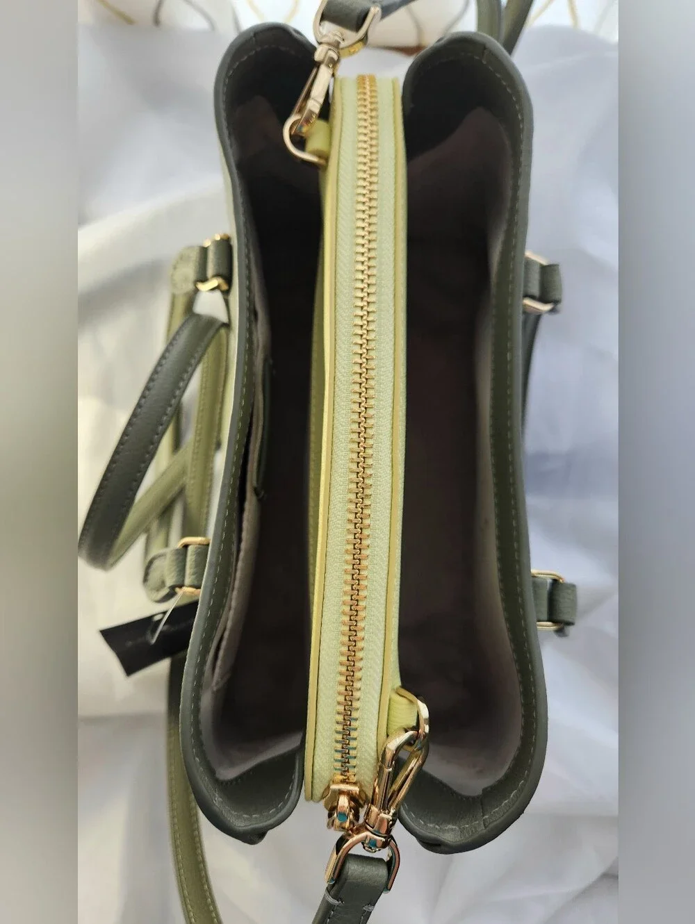 kate spade New York thompson street colorblock del Satchel Crossbody NWT
